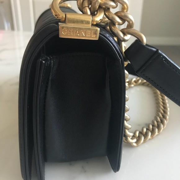 ❤️Sold❤️ Chanel le boy bag black antique gold - Picture 4 of 8